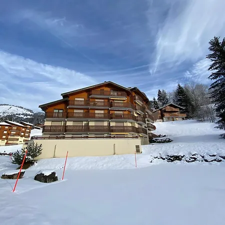 Lägenhet Paisible Proche Centre, Balcon Et Parking - Fr-1-693-78 Châtel