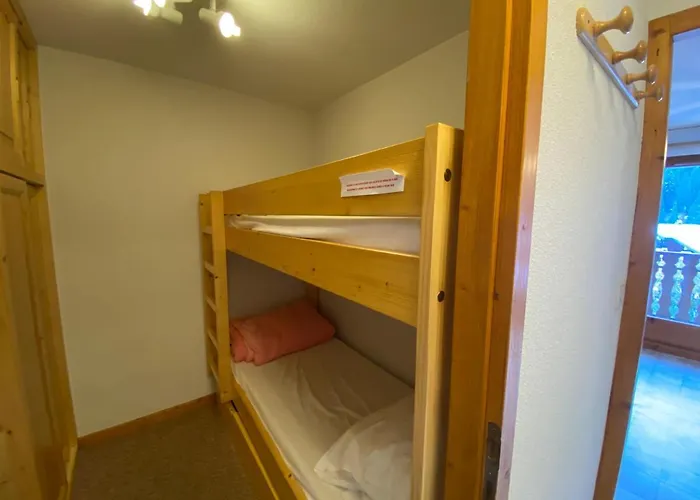 Paisible Proche Centre, Balcon Et Parking - Fr-1-693-78 Apartmán Châtel